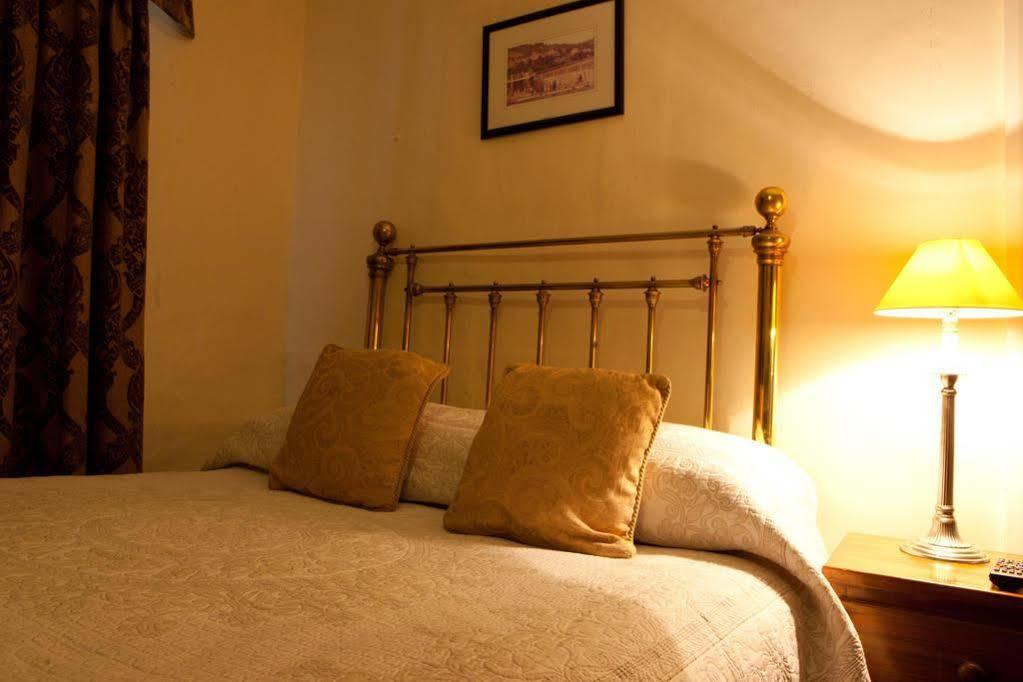 Hotel The Cavendish Arms à Cartmel Extérieur photo