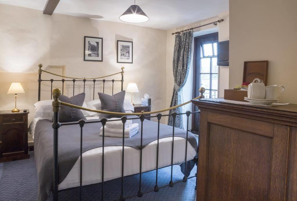 Hotel The Cavendish Arms à Cartmel Extérieur photo